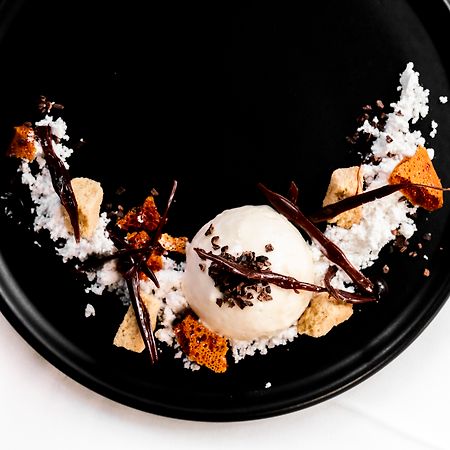 The Point Brisbane Hotel Zewnętrze zdjęcie A dessert